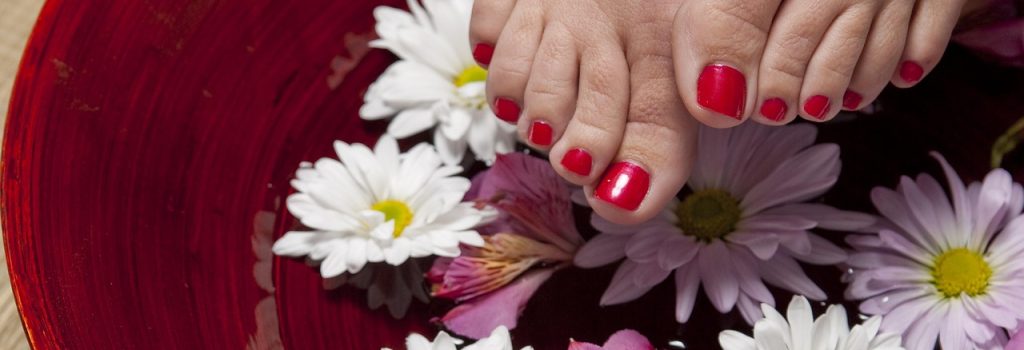 menicure and pedicure
